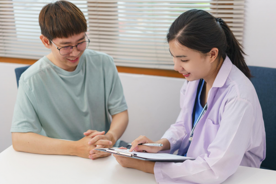 Người lao động hưởng phúc lợi khám sức khoẻ